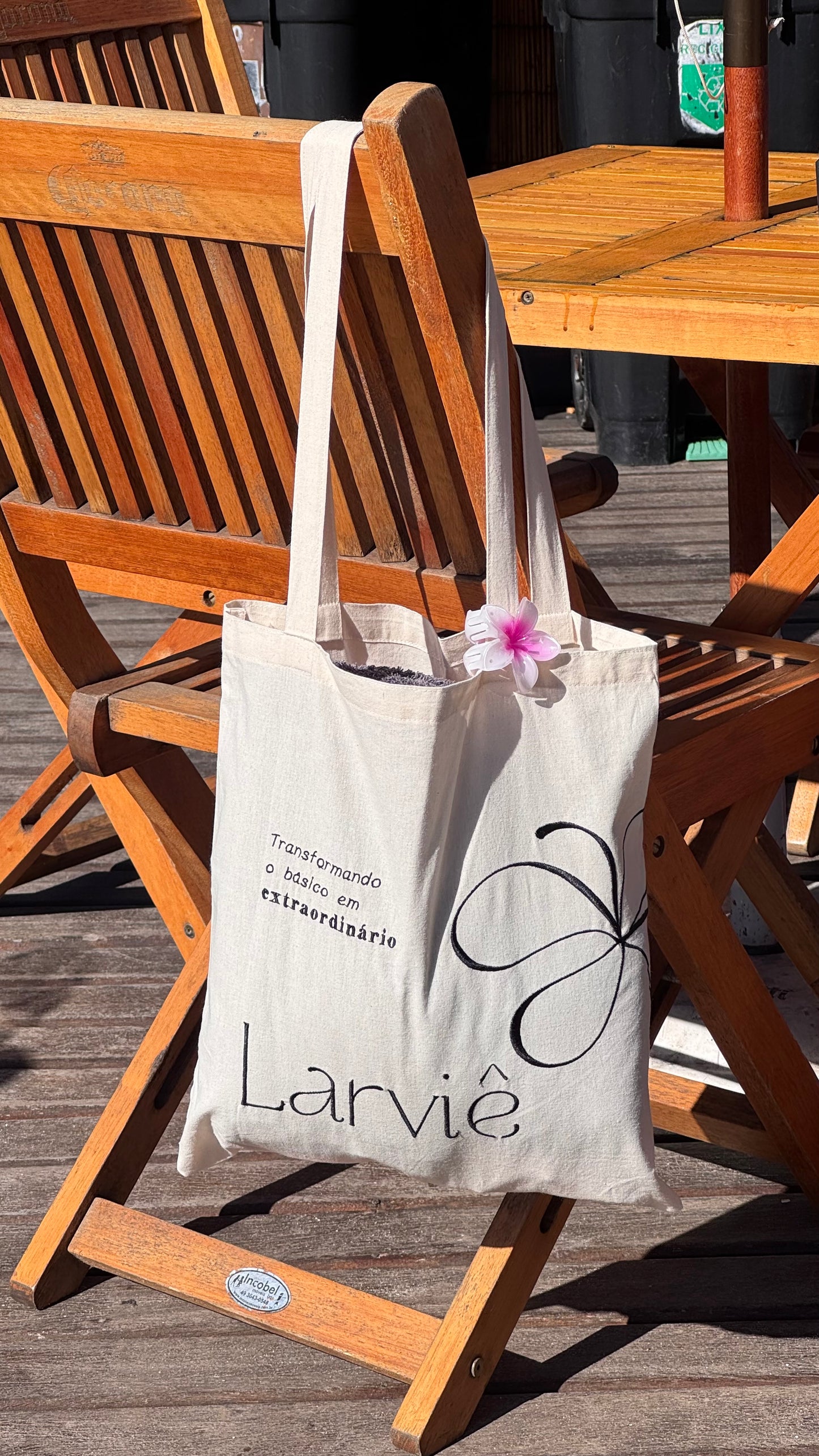 Ecobag Bordada Larviê